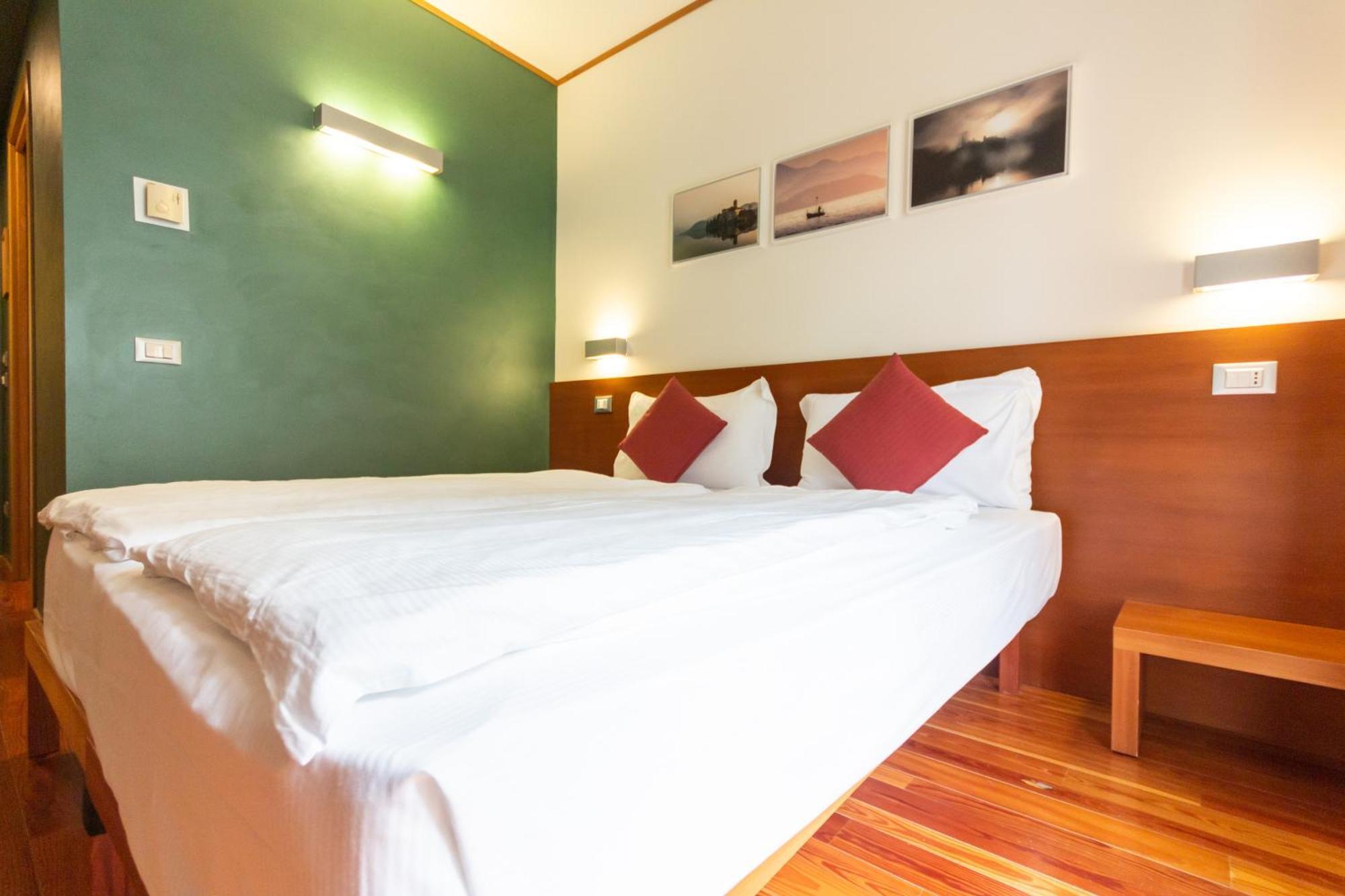 Hotel Cortese Armeno Eksteriør bilde