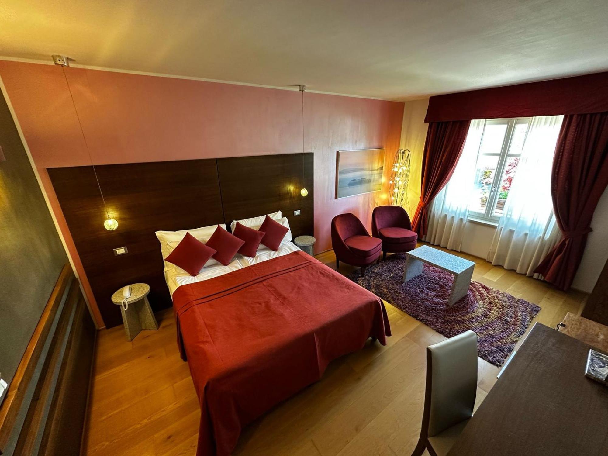 Hotel Cortese Armeno Eksteriør bilde